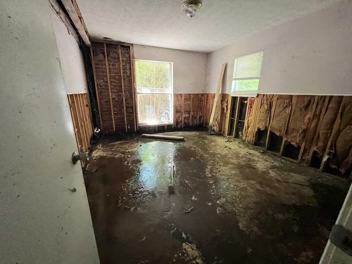 Water Damage Restoration services in Pembroke Pines, FL